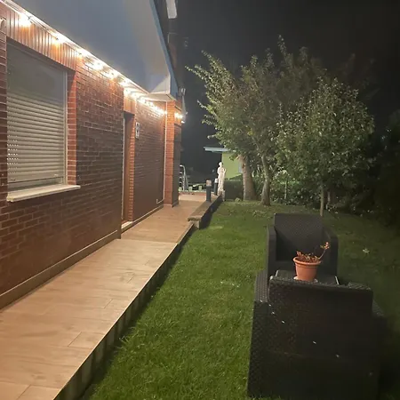 Habitaciones En Chalet Con Jardin Boo De Pielagos Exterior photo