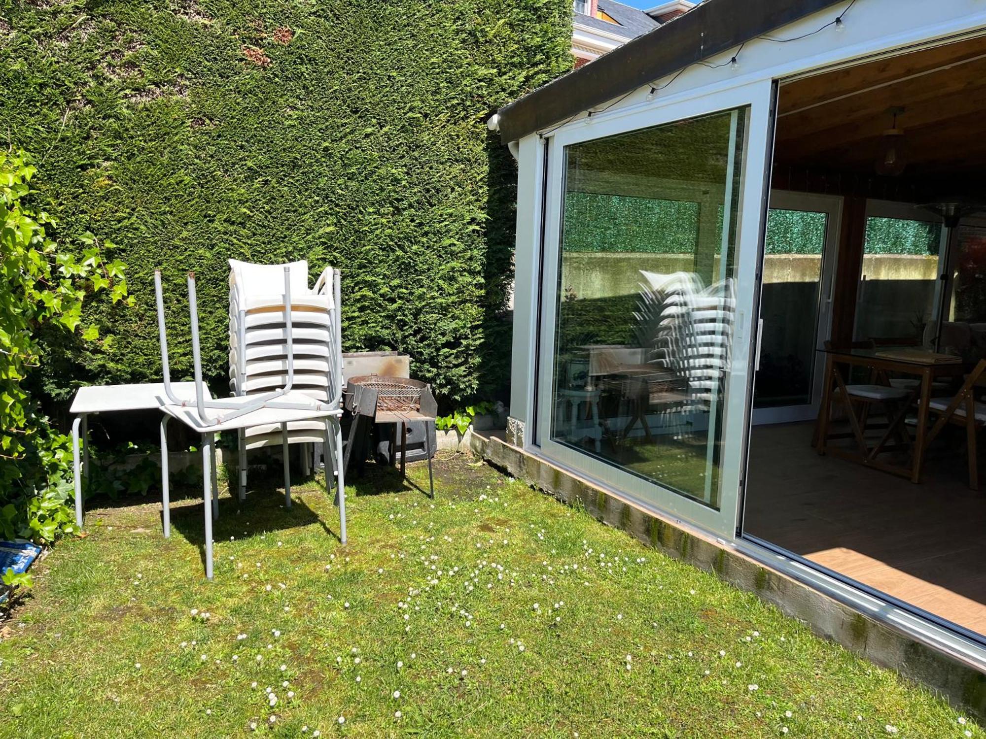 En Con Jardin Séjour chez l'habitant Boó de Piélagos